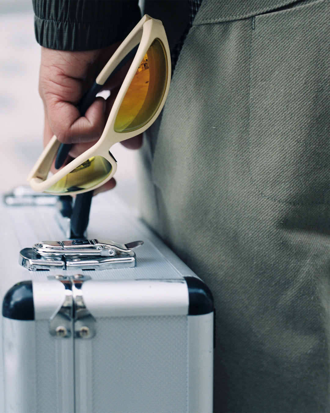 AIM Sunnies - London Gold Heat