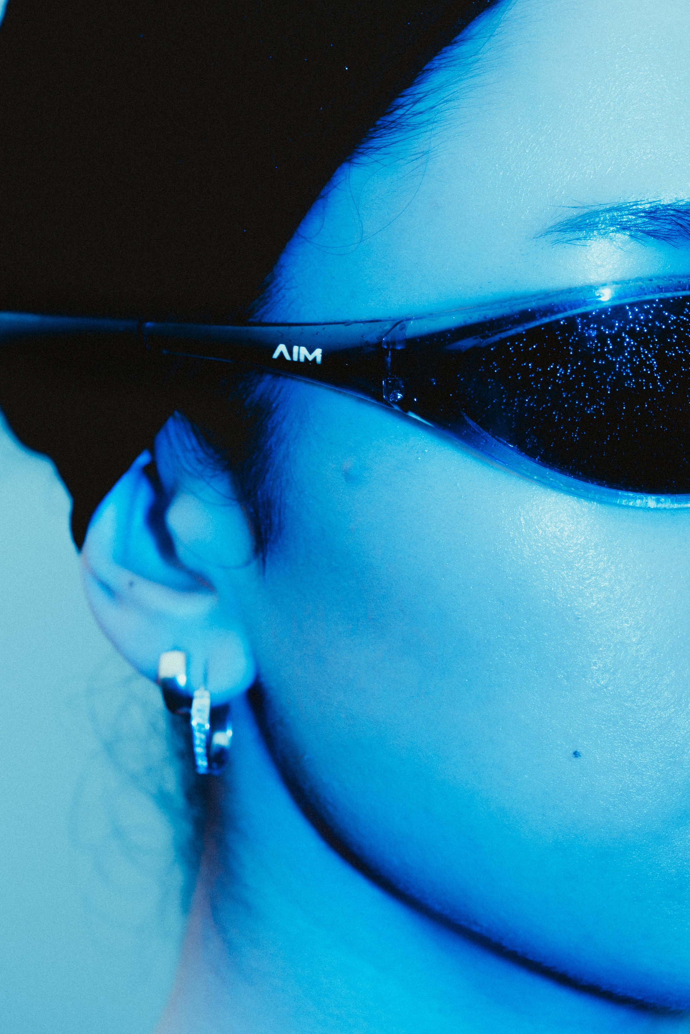 AIM Sunnies - Black Crystal